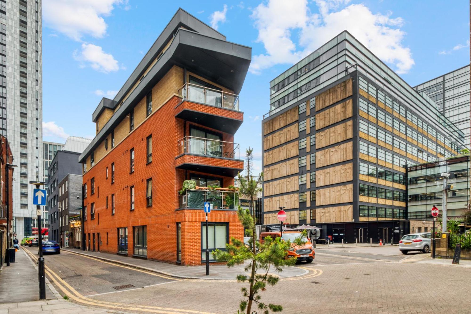 A Vibrant 2 Bed & 2 Bath In Old Street Zone 1 * Londra