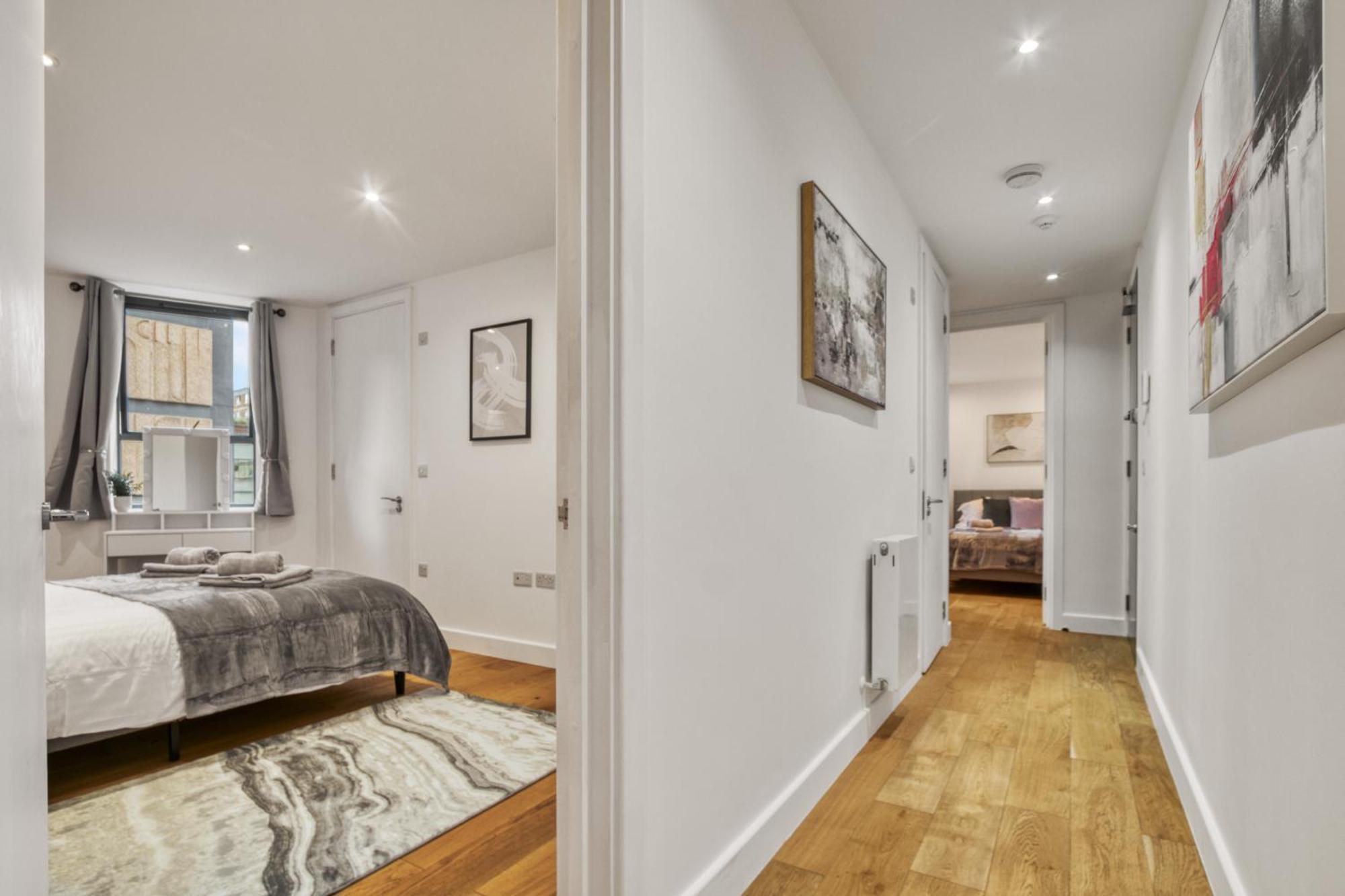 Apartament A Vibrant 2 Bed & 2 Bath In Old Street Zone 1 Londra